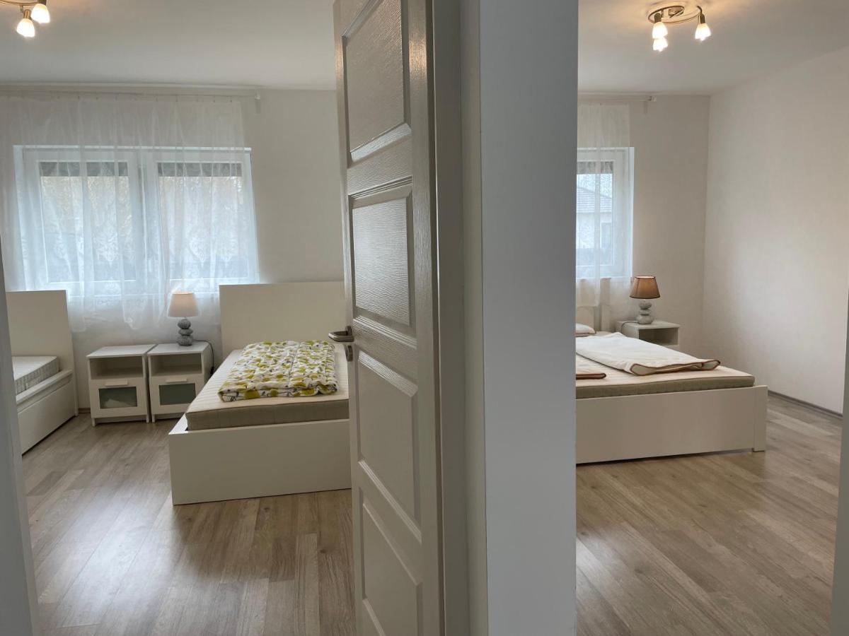 Sorrento Deluxe Apartment - Jacuzzi 希欧福克 外观 照片