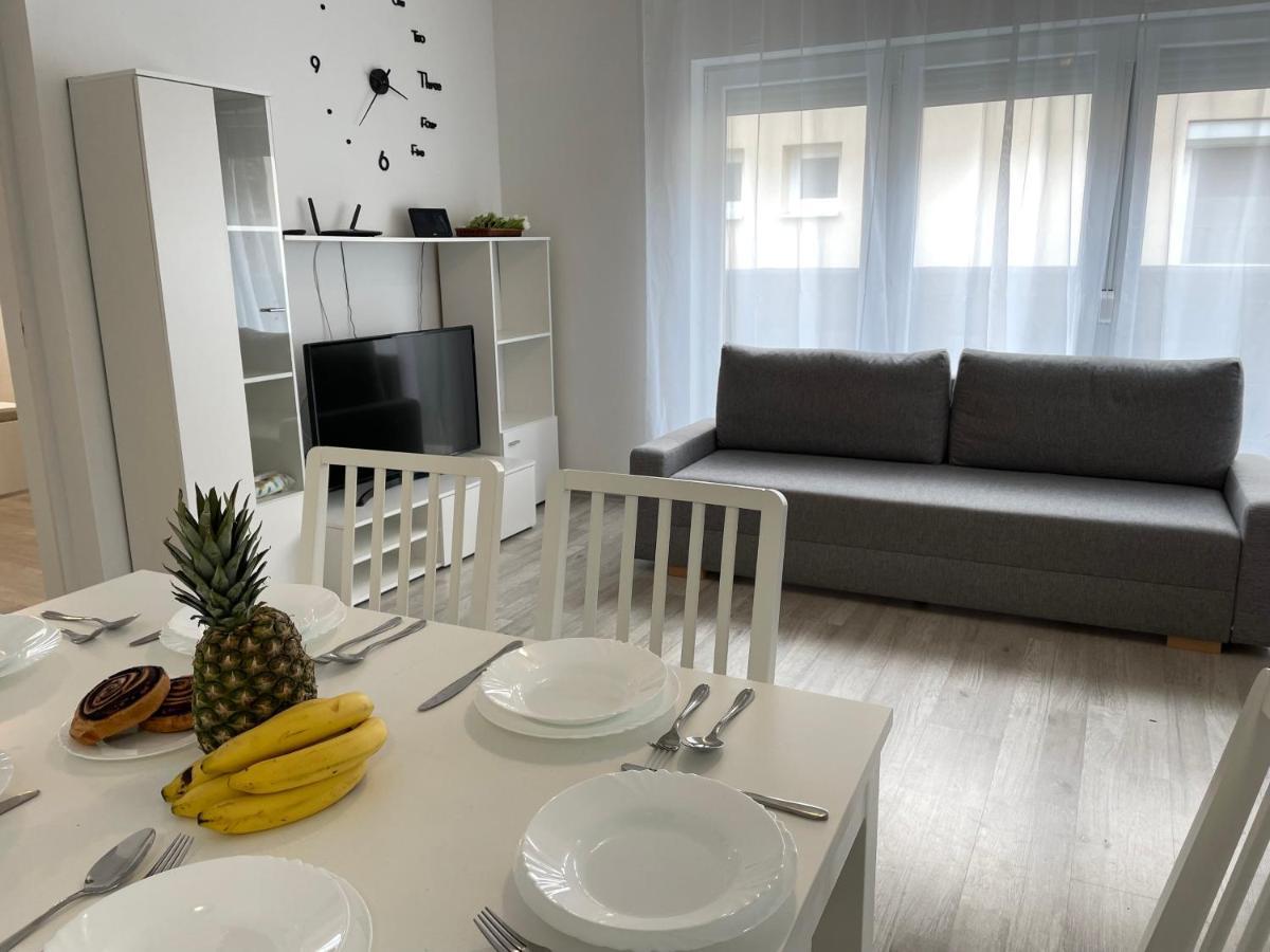 Sorrento Deluxe Apartment - Jacuzzi 希欧福克 外观 照片
